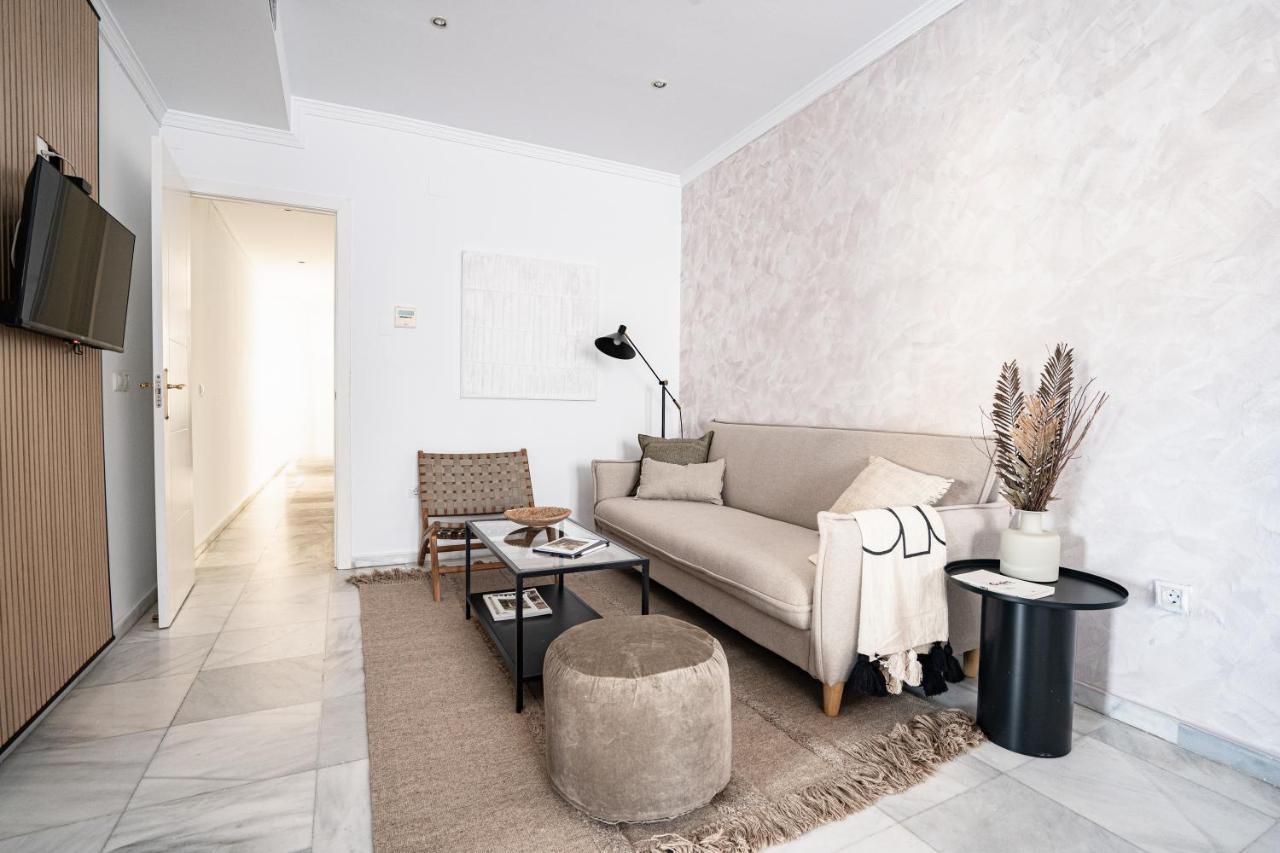 Stay U-Nique Apartments Plaza Constitucion Malaga Luaran gambar