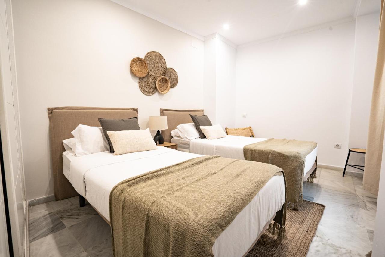 Stay U-Nique Apartments Plaza Constitucion Malaga Luaran gambar